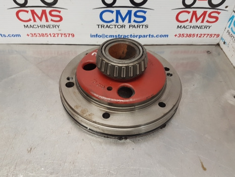 Claas Ares 836, Axion, Atles Series, Rear Axle Differential Support 6005028847 - Eixo traseiro: foto 1 Claas Ares 836, Axion, Atles Series, Rear Axle Differential Support 6005028847 - Eixo traseiro: foto 1