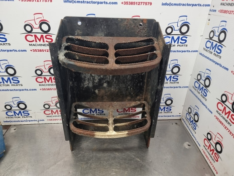 Claas Arion 600, 640, 500, 600 Foot Step Lhs 0012609203, 0012609204 - Estribo: foto 1 Claas Arion 600, 640, 500, 600 Foot Step Lhs 0012609203, 0012609204 - Estribo: foto 1
