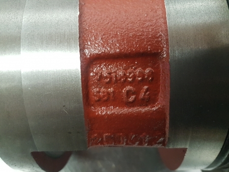 Claas Axos 340 Cx, Celtis, Ergos Rear Axle Bearing Housing Rhs 7700075190 - Eixo traseiro para Trator: foto 5 Claas Axos 340 Cx, Celtis, Ergos Rear Axle Bearing Housing Rhs 7700075190 - Eixo traseiro para Trator: foto 5