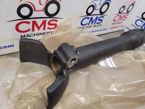 Claas, Case, Mccormick, Landini Shaft Cover Protective Shield 406853a1, 3665691m1, 6000104497 - Eixo dianteiro: foto 2 Claas, Case, Mccormick, Landini Shaft Cover Protective Shield 406853a1, 3665691m1, 6000104497 - Eixo dianteiro: foto 2