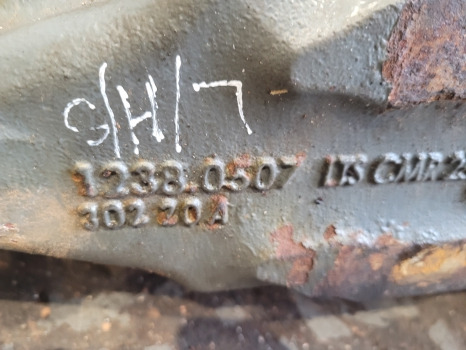 Claas Scorpion 732, 736, 741 Front Axle Housing Lhs Rhs 12380507, 0019215710 - Eixo dianteiro: foto 2 Claas Scorpion 732, 736, 741 Front Axle Housing Lhs Rhs 12380507, 0019215710 - Eixo dianteiro: foto 2