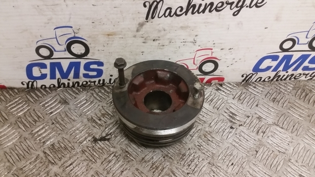 Deutz Agrotron 150 Mk3 Rear Axle Differential Carrier Register Left 04428945 - Diferencial para Trator: foto 1 Deutz Agrotron 150 Mk3 Rear Axle Differential Carrier Register Left 04428945 - Diferencial para Trator: foto 1