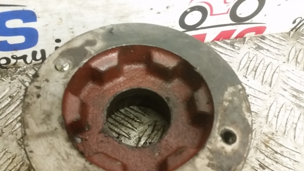 Deutz Agrotron 150 Mk3 Rear Axle Differential Carrier Register Right 04428944 - Diferencial para Trator: foto 3 Deutz Agrotron 150 Mk3 Rear Axle Differential Carrier Register Right 04428944 - Diferencial para Trator: foto 3