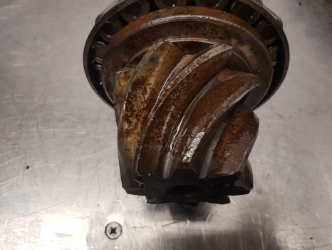 Deutz Dxbis 110, 120 Rear Axle Bevel Gear And Differential 47x8 01334110 - Diferencial para Trator: foto 5 Deutz Dxbis 110, 120 Rear Axle Bevel Gear And Differential 47x8 01334110 - Diferencial para Trator: foto 5