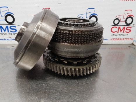 Fendt 700, 800, 900 Series, Fwd Clutch Shaft Assy 743100320220, 916100320012 - Eixo dianteiro: foto 5 Fendt 700, 800, 900 Series, Fwd Clutch Shaft Assy 743100320220, 916100320012 - Eixo dianteiro: foto 5
