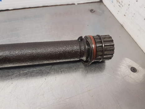 Fendt 724 S4, 716, 718, 720, 722, Clutch Drive Shaft 737100420011 - Transmissão: foto 2 Fendt 724 S4, 716, 718, 720, 722, Clutch Drive Shaft 737100420011 - Transmissão: foto 2