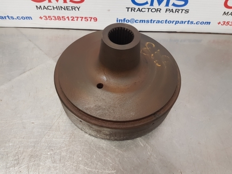 Fendt 818, 711, 712, 716, 718, 820, Pto Clutch Housing 716150220050 - Transmissão: foto 2 Fendt 818, 711, 712, 716, 718, 820, Pto Clutch Housing 716150220050 - Transmissão: foto 2