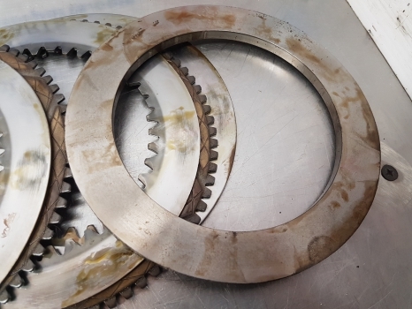 Fendt 818, 711, 716, 820, Pto Clutch Discs Kit 934152220480, 716150220660 - Transmissão: foto 3 Fendt 818, 711, 716, 820, Pto Clutch Discs Kit 934152220480, 716150220660 - Transmissão: foto 3
