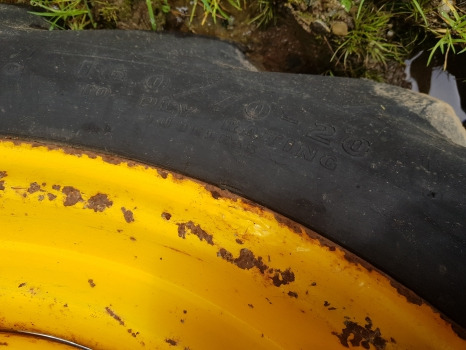 Fermec 750, 760, 860 Front Wheel 6.0/70-20 - Roda completa para Máquina agrícola: foto 2 Fermec 750, 760, 860 Front Wheel 6.0/70-20 - Roda completa para Máquina agrícola: foto 2