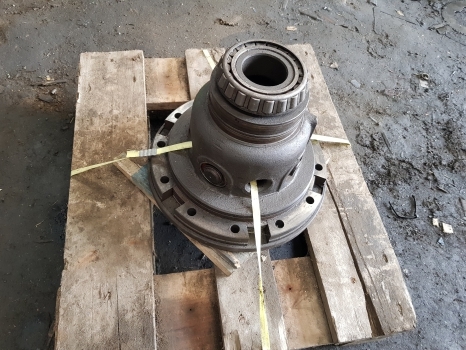 Fiat 1180, 160-90, 180-90, 140-90 Rear Axle Differential Assy 5106055, 5106043 - Eixo traseiro: foto 4 Fiat 1180, 160-90, 180-90, 140-90 Rear Axle Differential Assy 5106055, 5106043 - Eixo traseiro: foto 4