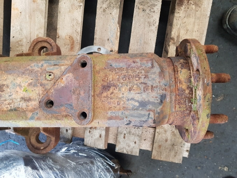 Fiat 70-90 90, 94, 88, 93 Ser Rear Axle Trumpet Housing, Shaft 5125857, 5123056 - Eixo traseiro: foto 5 Fiat 70-90 90, 94, 88, 93 Ser Rear Axle Trumpet Housing, Shaft 5125857, 5123056 - Eixo traseiro: foto 5