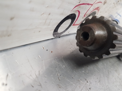 Fiat 90-90, 90-90 Dt Rear Axle Sun Shaft Lhs 5110199 - Eixo traseiro para Trator: foto 4 Fiat 90-90, 90-90 Dt Rear Axle Sun Shaft Lhs 5110199 - Eixo traseiro para Trator: foto 4