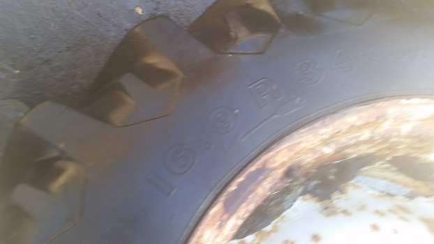 Fiat 90-90, 90 Series Rear Wheel And Tyre 16.9 R34 - Roda completa para Máquina agrícola: foto 4 Fiat 90-90, 90 Series Rear Wheel And Tyre 16.9 R34 - Roda completa para Máquina agrícola: foto 4