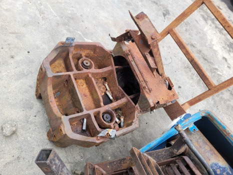 Fiat F130, F140, F120 Fwd Front Axle Support Frame Bolster 5147363, 5163236 - Suspensão: foto 2 Fiat F130, F140, F120 Fwd Front Axle Support Frame Bolster 5147363, 5163236 - Suspensão: foto 2