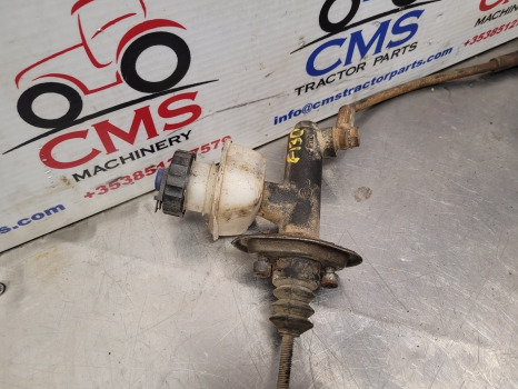 Fiat New Holland F, M, 60 Series F130, M115, 8160 Clutch Master Cylinder 5150299 - Cilindro de embreagem para Trator: foto 3 Fiat New Holland F, M, 60 Series F130, M115, 8160 Clutch Master Cylinder 5150299 - Cilindro de embreagem para Trator: foto 3