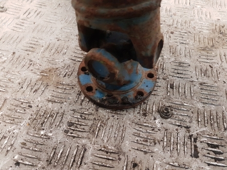 Ford 10 Series Apl 355 7610 Fwd Propeller Shaft E3nn3a425eb12b, 83946505 - Veio de transmissão para Trator: foto 5 Ford 10 Series Apl 355 7610 Fwd Propeller Shaft E3nn3a425eb12b, 83946505 - Veio de transmissão para Trator: foto 5