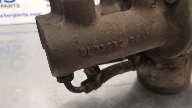 Ford 30 , 70 And Fiat G Series Brake Master Cylinders E9nn2a064ae - Cilindro de freio para Trator: foto 4 Ford 30 , 70 And Fiat G Series Brake Master Cylinders E9nn2a064ae - Cilindro de freio para Trator: foto 4