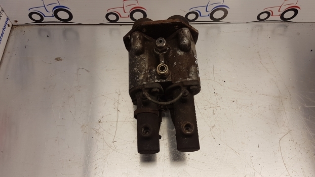 Ford 30 , 70 And Fiat G Series Brake Master Cylinders E9nn2a064ae - Cilindro de freio para Trator: foto 2 Ford 30 , 70 And Fiat G Series Brake Master Cylinders E9nn2a064ae - Cilindro de freio para Trator: foto 2