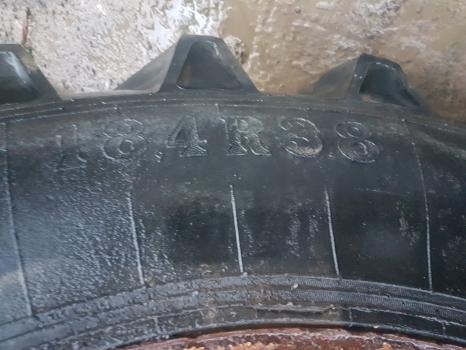 Ford 30, Tw, 40 Series Tw15, 8530, Tw20 Rear Adjustable Wheel Ant Tyre 18.4r38 - Roda completa para Trator: foto 4 Ford 30, Tw, 40 Series Tw15, 8530, Tw20 Rear Adjustable Wheel Ant Tyre 18.4r38 - Roda completa para Trator: foto 4