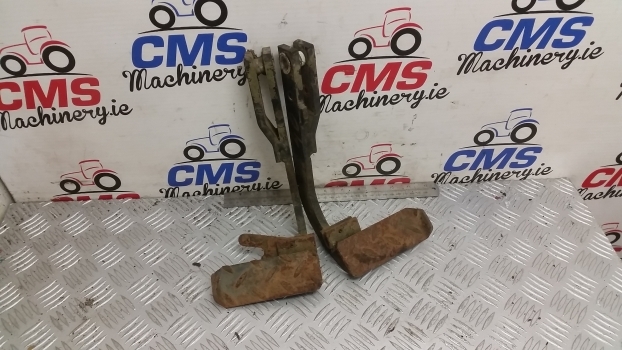 Ford 40 Series Pedals F0nn2a186aa20m - Pedal para Trator: foto 1 Ford 40 Series Pedals F0nn2a186aa20m - Pedal para Trator: foto 1