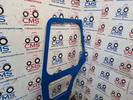 Ford 4000, 5000, 6000, 7000 Cab Door Frame Lhs 81834250 - Porta e peças: foto 2 Ford 4000, 5000, 6000, 7000 Cab Door Frame Lhs 81834250 - Porta e peças: foto 2