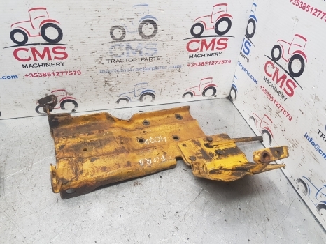 Ford 4000 Bulk Head Panel Bulk - Carroceria e exterior para Trator: foto 1 Ford 4000 Bulk Head Panel Bulk - Carroceria e exterior para Trator: foto 1
