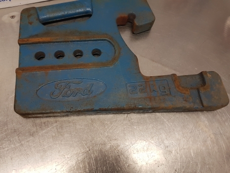 Ford 4610, 3910, 10, 30 Series Front Weight Slice E0nn3a370ab29b, 83946178 - Jantes e pneus para Máquina agrícola: foto 4 Ford 4610, 3910, 10, 30 Series Front Weight Slice E0nn3a370ab29b, 83946178 - Jantes e pneus para Máquina agrícola: foto 4