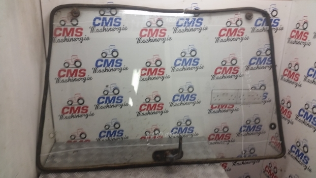 Ford 4610, 5610 10 Series Lp Cab Front Glass Windscreen 83956746, E3nn9403102bb - Pára-brisa para Trator: foto 1 Ford 4610, 5610 10 Series Lp Cab Front Glass Windscreen 83956746, E3nn9403102bb - Pára-brisa para Trator: foto 1
