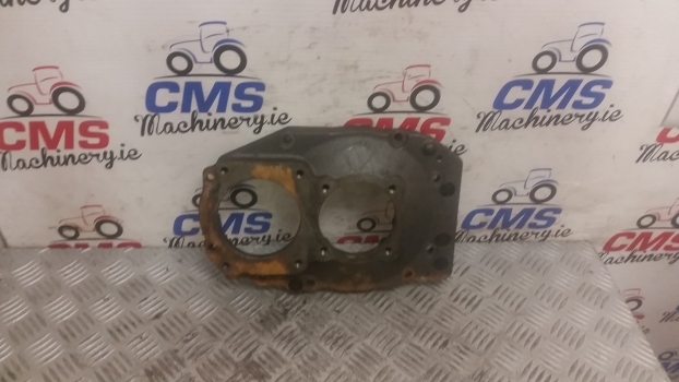 Ford 4630, 30 Series, Tlb Transmission Gearbox Cover Rear K3660221552 - Transmissão para Trator: foto 1 Ford 4630, 30 Series, Tlb Transmission Gearbox Cover Rear K3660221552 - Transmissão para Trator: foto 1