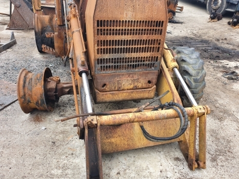 Ford 655c Engine, Front, Rear Axle, Backhoe, Transmission, Hydraulic Parts - Retroescavadeira: foto 2 Ford 655c Engine, Front, Rear Axle, Backhoe, Transmission, Hydraulic Parts - Retroescavadeira: foto 2