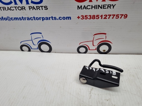 Ford 6610,7410, 5610, Tw Cab Rear Window Latch Rh 83909518, D6nn9440860a - Porta e peças: foto 1 Ford 6610,7410, 5610, Tw Cab Rear Window Latch Rh 83909518, D6nn9440860a - Porta e peças: foto 1
