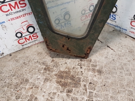 Ford 7600, 7710, 6600 Tw10, Tw10 Q Cab Door Right Assembly Rusty D8nn9420124bc - Porta e peças para Trator: foto 2 Ford 7600, 7710, 6600 Tw10, Tw10 Q Cab Door Right Assembly Rusty D8nn9420124bc - Porta e peças para Trator: foto 2