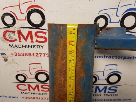 Ford 7610, 6610, 5610 Propeller Shield E4nn3n278cb11b, E4nn3n278ca11b, 83955828 - Veio de transmissão para Trator: foto 1 Ford 7610, 6610, 5610 Propeller Shield E4nn3n278cb11b, E4nn3n278ca11b, 83955828 - Veio de transmissão para Trator: foto 1