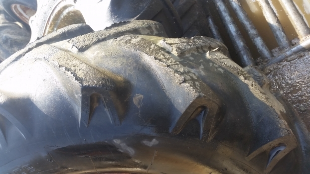 Ford Construction Wheel And Tyre 16.9/14-28. Please Check Decription. - Roda completa para Trator: foto 3 Ford Construction Wheel And Tyre 16.9/14-28. Please Check Decription. - Roda completa para Trator: foto 3