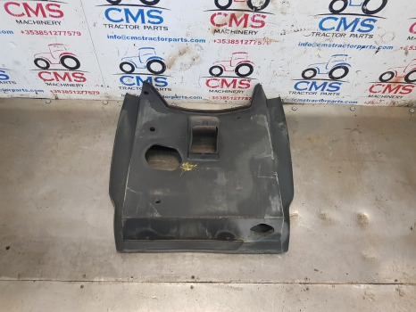 Ford New Holland 6635, 35 Fiat L, Tl, Cab Steering Insulation 82007135 - Cabine e interior: foto 1 Ford New Holland 6635, 35 Fiat L, Tl, Cab Steering Insulation 82007135 - Cabine e interior: foto 1