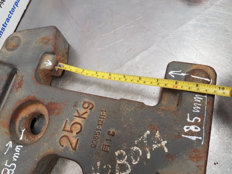 Ford New Holland Case,mf, Kubota Front Weight Slice 25kg 99651-1211-1 - Contrapeso para Trator: foto 2 Ford New Holland Case,mf, Kubota Front Weight Slice 25kg 99651-1211-1 - Contrapeso para Trator: foto 2