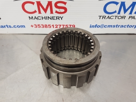 Ford Tw5, Tw35, 8530, 8730, Tw, 30 S. Coupling Sliding Gear 83933554, D8nn7106ca - Veio de transmissão para Trator: foto 1 Ford Tw5, Tw35, 8530, 8730, Tw, 30 S. Coupling Sliding Gear 83933554, D8nn7106ca - Veio de transmissão para Trator: foto 1