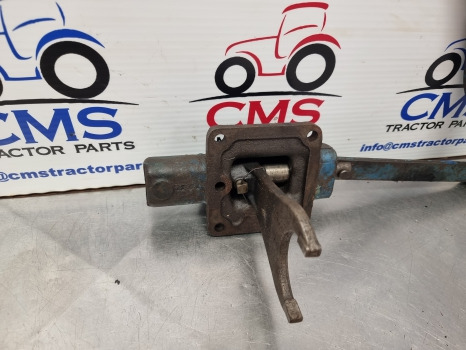 Fordson Major Pto Control Fork Assy, Check It By The Pictures - Transmissão: foto 4 Fordson Major Pto Control Fork Assy, Check It By The Pictures - Transmissão: foto 4