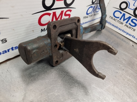 Fordson Major Pto Control Fork Assy, Check It By The Pictures - Transmissão: foto 5 Fordson Major Pto Control Fork Assy, Check It By The Pictures - Transmissão: foto 5