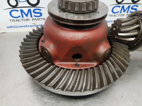 International Case 85, 95, 3000 Rear Differential And Bevel Gear Z52/11 94252c1 - Eixo traseiro: foto 3 International Case 85, 95, 3000 Rear Differential And Bevel Gear Z52/11 94252c1 - Eixo traseiro: foto 3