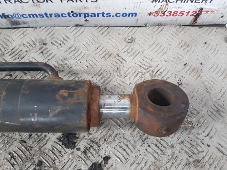 Jcb 2cx Showel Hydraulic Ram Cylinder 556/60084 - Cilindro hidráulico para Retroescavadeira: foto 2 Jcb 2cx Showel Hydraulic Ram Cylinder 556/60084 - Cilindro hidráulico para Retroescavadeira: foto 2