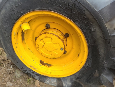 Jcb 533-105 Front Axle Hub Rhs Complete 453/23102, 453/23303, 450/12416 - Eixo dianteiro para Equipamento de movimentação: foto 1 Jcb 533-105 Front Axle Hub Rhs Complete 453/23102, 453/23303, 450/12416 - Eixo dianteiro para Equipamento de movimentação: foto 1