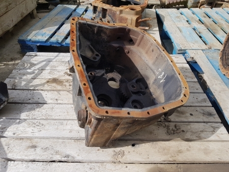 Jcb Fastrac 125, 130, 155 185-65 Transmission Housing Rear 454/46101, 454/42411 - Transmissão para Trator: foto 1 Jcb Fastrac 125, 130, 155 185-65 Transmission Housing Rear 454/46101, 454/42411 - Transmissão para Trator: foto 1