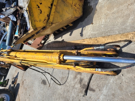 Jcb Js130, Js140, Jz140 Dipper Cylinder Ram 298/6718, 331/41475 - Cilindro hidráulico para Escavadeira: foto 1 Jcb Js130, Js140, Jz140 Dipper Cylinder Ram 298/6718, 331/41475 - Cilindro hidráulico para Escavadeira: foto 1