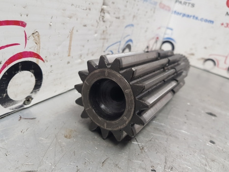 John Deere 2840, 3030, 3130, 3120 Rear Axle Sun Shaft Rhs T28119 - Eixo traseiro: foto 2 John Deere 2840, 3030, 3130, 3120 Rear Axle Sun Shaft Rhs T28119 - Eixo traseiro: foto 2