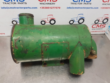 John Deere 3040, 3140, 2140, 2141, 2040s, Air Cleaner Filter Box Al31569 - Sistema de admissão de ar: foto 4 John Deere 3040, 3140, 2140, 2141, 2040s, Air Cleaner Filter Box Al31569 - Sistema de admissão de ar: foto 4