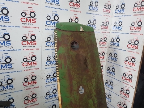 John Deere 3140, 3040, 3340, 3640, 3640s Hood, Bonnet Al30296, R52362 - Capô para Trator: foto 2 John Deere 3140, 3040, 3340, 3640, 3640s Hood, Bonnet Al30296, R52362 - Capô para Trator: foto 2