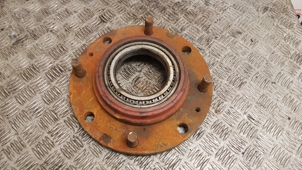 John Deere 3200 ,3400 Hub Bolt Plate Z72470 - Cubo de roda para Trator: foto 2 John Deere 3200 ,3400 Hub Bolt Plate Z72470 - Cubo de roda para Trator: foto 2