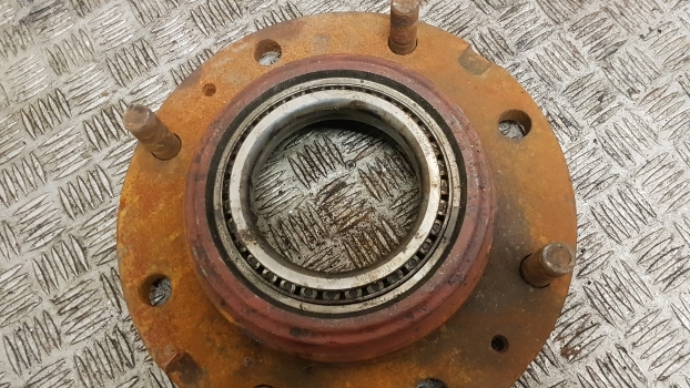 John Deere 3200 ,3400 Hub Bolt Plate Z72470 - Cubo de roda para Trator: foto 4 John Deere 3200 ,3400 Hub Bolt Plate Z72470 - Cubo de roda para Trator: foto 4