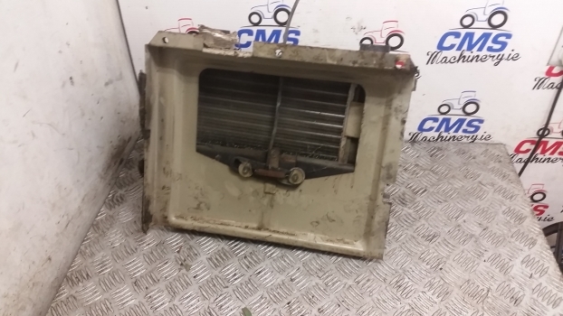 John Deere 50 Series, 1550, 1750, 1850, 1950 Heater Housing Assembly Al61944 - Aquecimento/ Ventilação para Trator: foto 1 John Deere 50 Series, 1550, 1750, 1850, 1950 Heater Housing Assembly Al61944 - Aquecimento/ Ventilação para Trator: foto 1